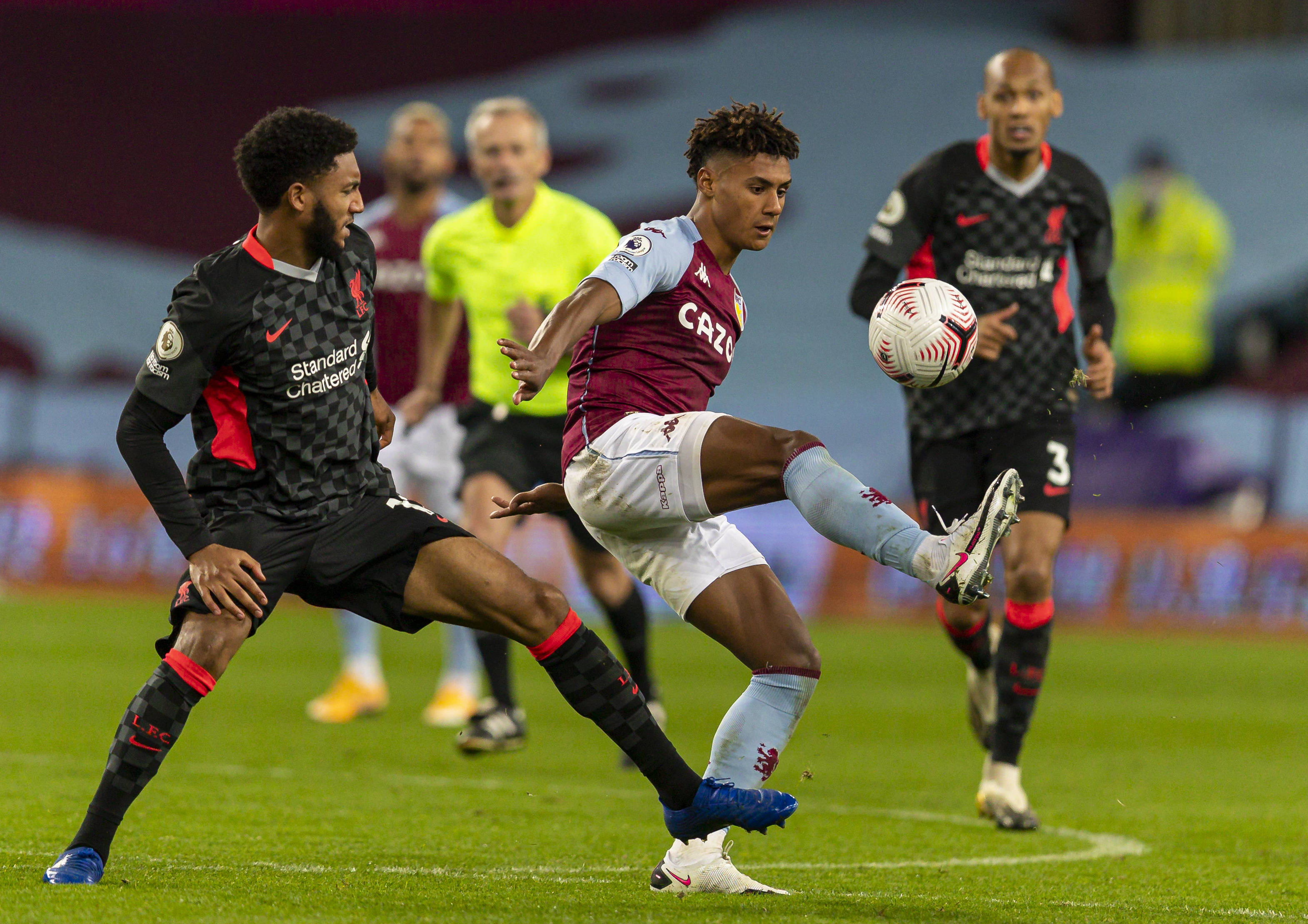 限制了卢顿 限制了卢顿